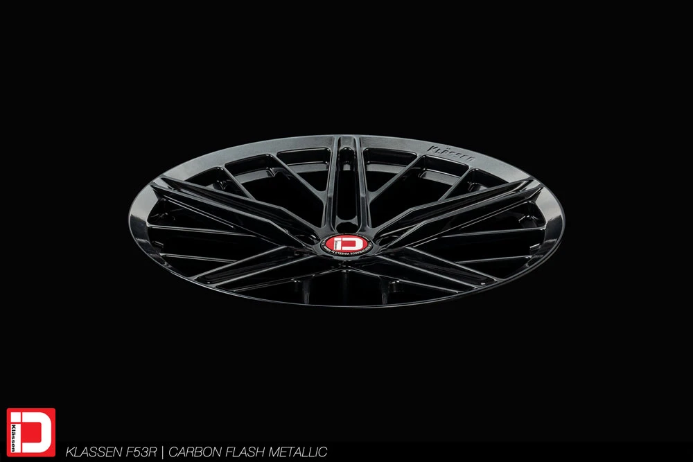 KlasseniD F53R custom finished to the C8 Corvette Carbon Flash Metallic finish.