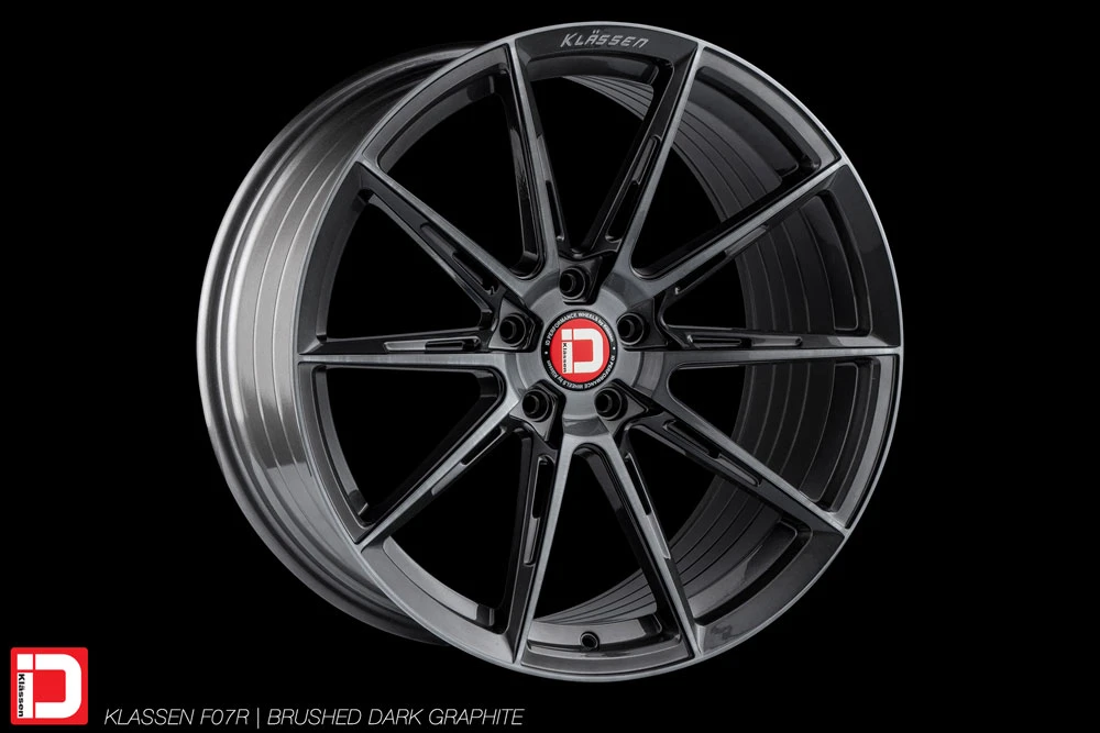 KlasseniD F07R Form+ wheels in the standard Brushed Dark Graphite finish.